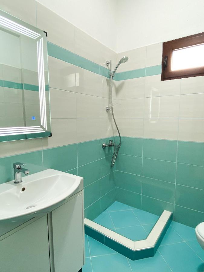 Family Apartments Himara المظهر الخارجي الصورة